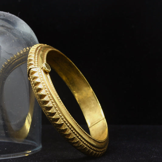 22k Antique Studded Bangle