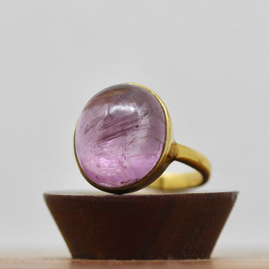 Cabachon Pink Tourmaline Ring 18k Gold