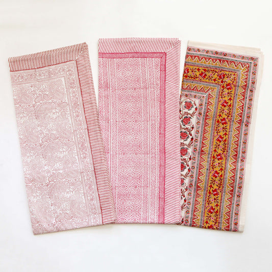 Printed Tablecloths – Reds & Pinks