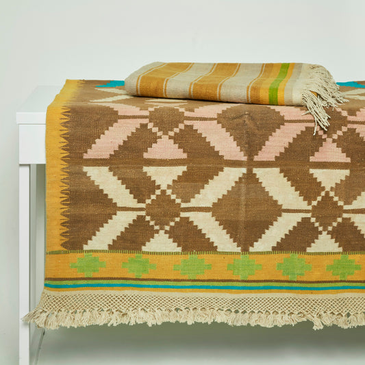 Vintage Handwoven 3 x 5 feet Rug – Brown & Pink