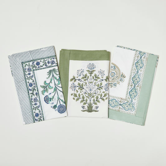 Printed Tablecloth – Open Floral Blues & Greens