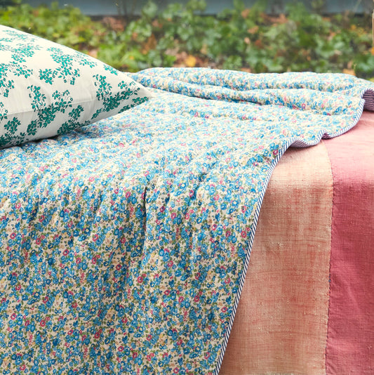 Printed Quilt & Pillowcases