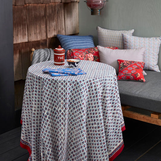 Tablecloth With Red White Blue Booti