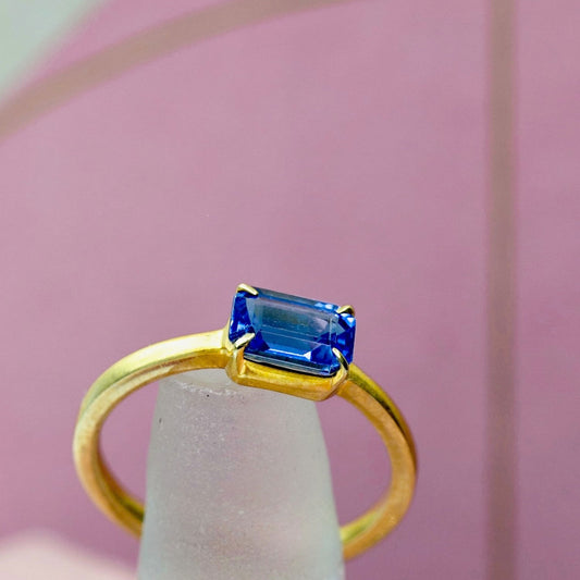 Vibrant Blue Kyanite Ring